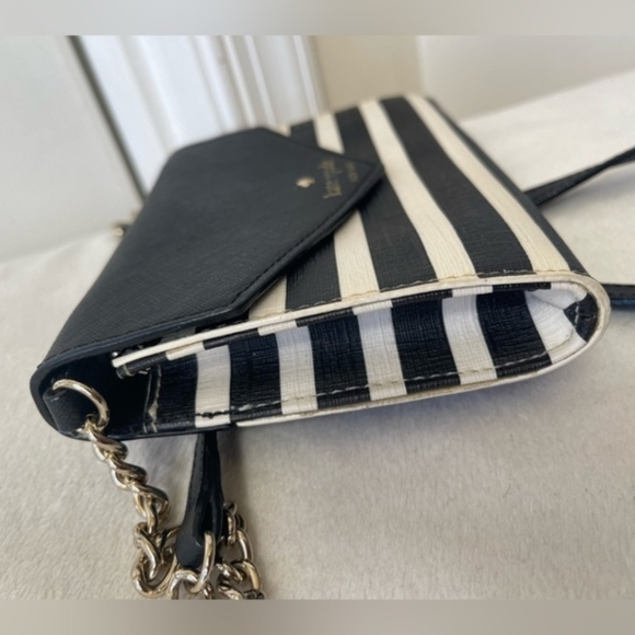 Kate Spade STORYBOOK Navy and White Striped Crossbody Bag - Picture 5 of 7